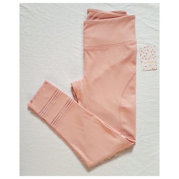 NWT FP Movement Genesis Legging - Picture 4 of 8